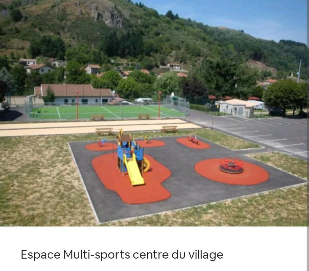 Gite Le Gravier En Haut De Villa Proche De La Dolce Via Arcens Exterior photo